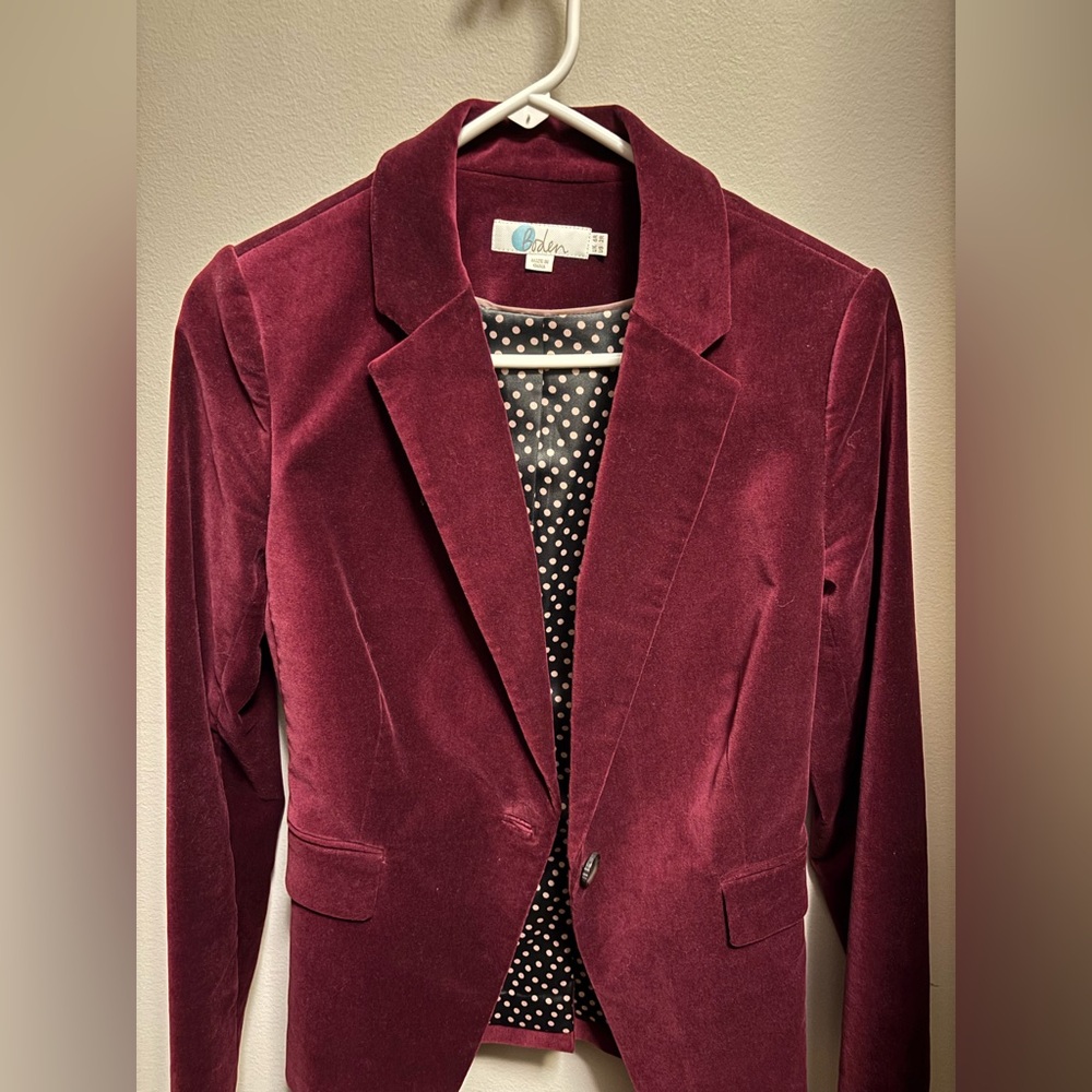 Woman velvet blazer
